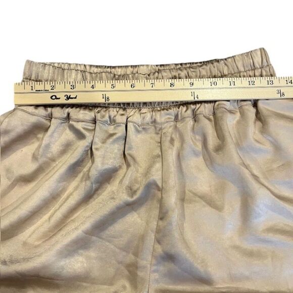 Generation Love Satin Shorts Champagne Cream Elastic Waist HEM Repair Medium - Picture 9 of 11